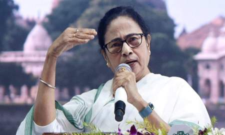 পদত্যাগ না করার ঘোষণা দিলেন মমতা