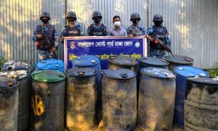 চাঁদপুরে অভিযানে বিপুল পরিমাণ জ্বালানি তেল জব্দ, আটক ৪ 