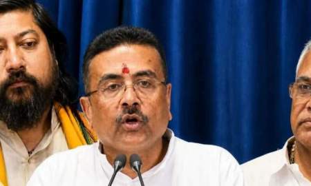 সীমান্তে কাঁটাতার বসাতে বিএসএফকে জমি দেওয়ার ঘোষণা মুখ্যমন্ত্রীর