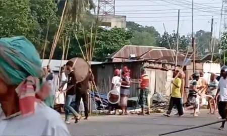 সরকারি চাল কম দেওয়ায় লাইভে এসে চেয়ারম্যানকে গালাগাল, ২ দিন ধরে চলছে সংঘর্ষ