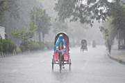 ঢাকাসহ ১৩ জেলায় ঝড়ের আভাস আবহাওয়া অধিদফতরের