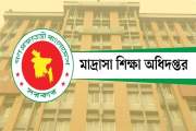 প্রধান শিক্ষককে ‘মব সৃষ্টি করে’ পদত্যাগ পত্রে স্বাক্ষর চেষ্…