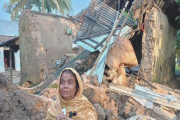 নেত্রকোনায় কালবৈশাখীর তাণ্ডব: ব্যাপক ক্ষয়ক্ষতি, অন্ধকারে দ…