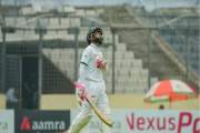 ফিফটি ছুঁয়ে জন্মদিন রাঙালেন মুশফিক