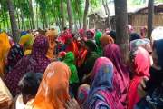 লাটাহাম্বার চাপায় প্রাণ গেল স্কুলছাত্রীর