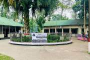 টিনশেডের প্রশাসনিক ভবনে চলছে কার্যক্রম, ৬২ বছর পেরোলেও হয়নি…
