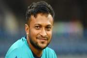 ‘আগে দেখতাম সবাই আওয়ামী লীগ করে, এখন দেখি কেউ করে না’