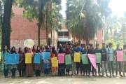 ‎জাবি শিক্ষার্থীকে ধর্ষণের চেষ্টার ঘটনায় শিক্ষার্থীদের প্রশ…