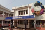 উপজেলা হাসপাতালে চলন্ত ফ্যান খুলে পড়ে আহত শিশু