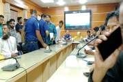 পশুর হাটের ইজারা নিয়ে বিএনপি-জামায়াত সংঘর্ষে বন্ধ ইজারা কার…