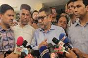 টাকা খেতেই হামের টিকায় অবহেলা করেছে আওয়ামী লীগ ও অন্তর্বর্ত…