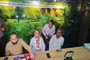 রাতে শিশুগুলো সুস্থ থাকলেও ভোরে অসুস্থ হয়ে একে একে মারা যায়