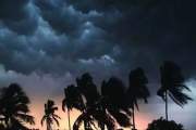৭ জেলায় রাত একটার মধ্যে ঝড়ের শঙ্কা, ১ নম্বর সতর্ক সংকেত