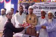 জিয়াউর রহমানের শাহাদাতবার্ষিকীতে ১ হাজার হাফেজকে কোরআন ও পা…