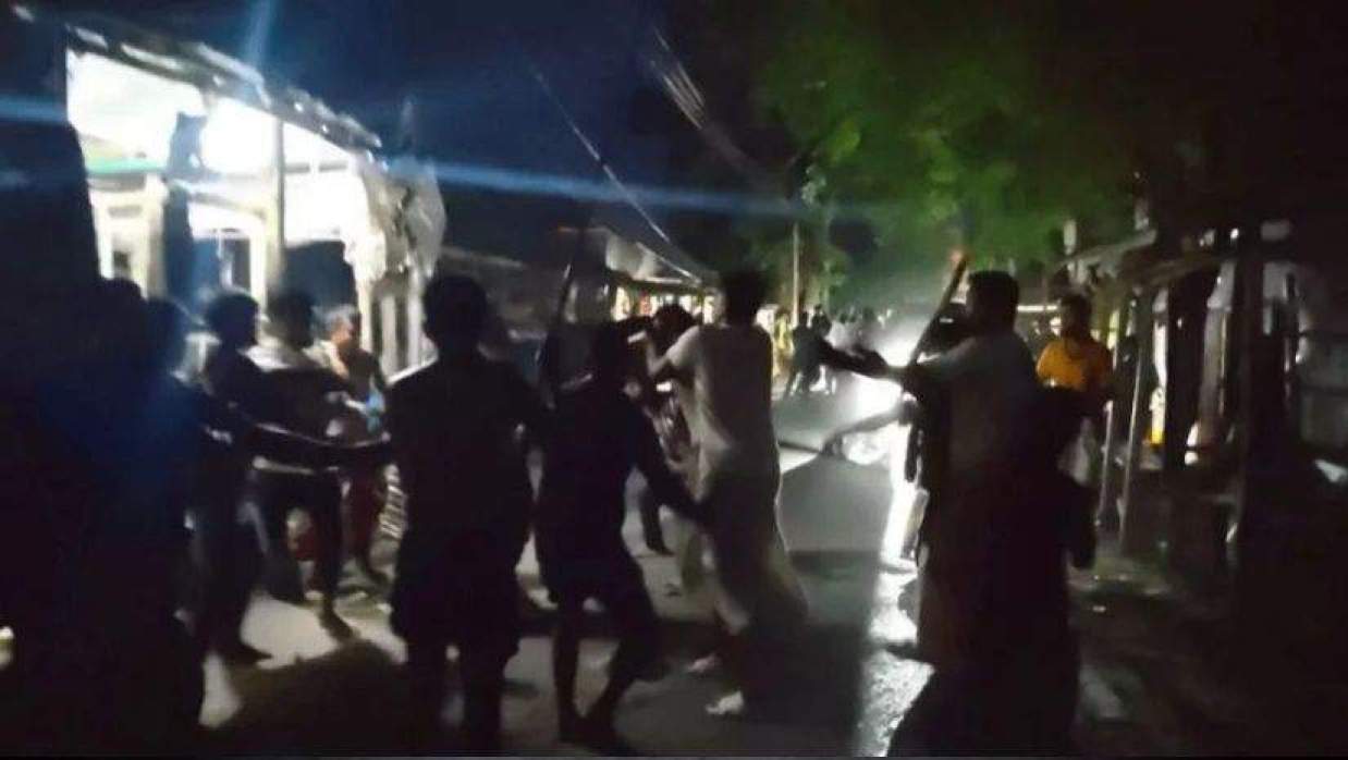  দফায় দফায় সংঘর্ষ