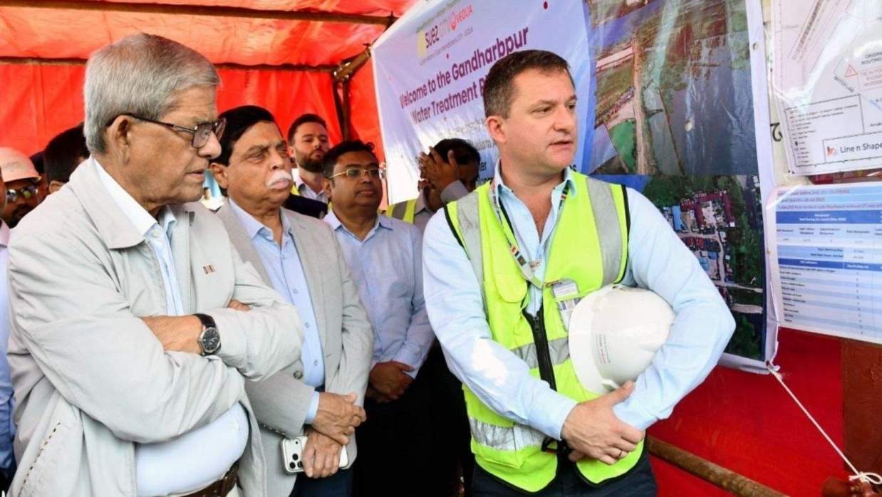 পরিদর্শনে গেলেন স্থানীয় সরকার, পল্লী উন্নয়ন ও সমবায়মন্ত্রী মির্জা ফখরুল ইসলাম আলমগীর