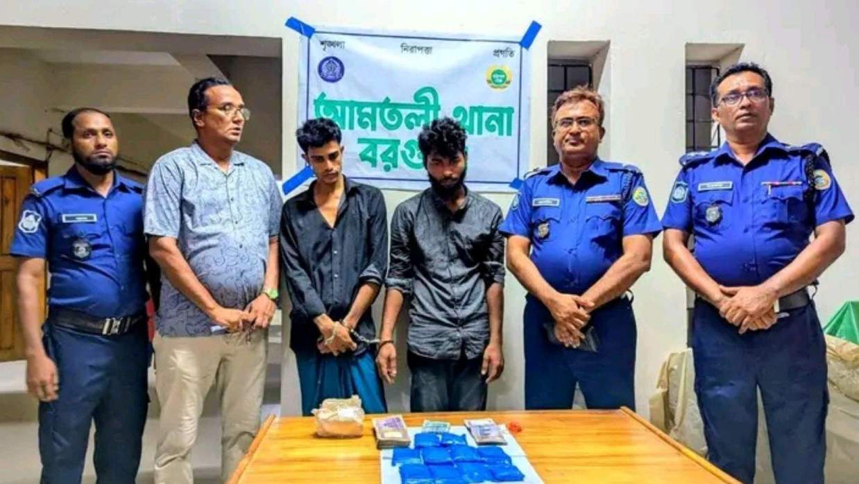 ১৯০০ পিস ইয়াবা ও মাদক বিক্রির টাকাসহ ছাত্রদল নেতা ও দুই মাদক কারবারি আটক
