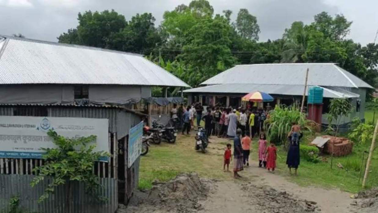 মারকাযুল কুরআন ও এতিমখানা মাদ্রাসা