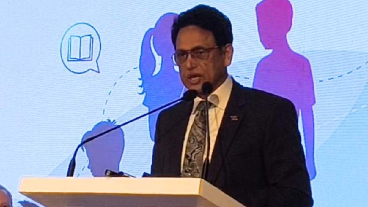 শিক্ষামন্ত্রী আ ন ম এহছানুল হক মিলন