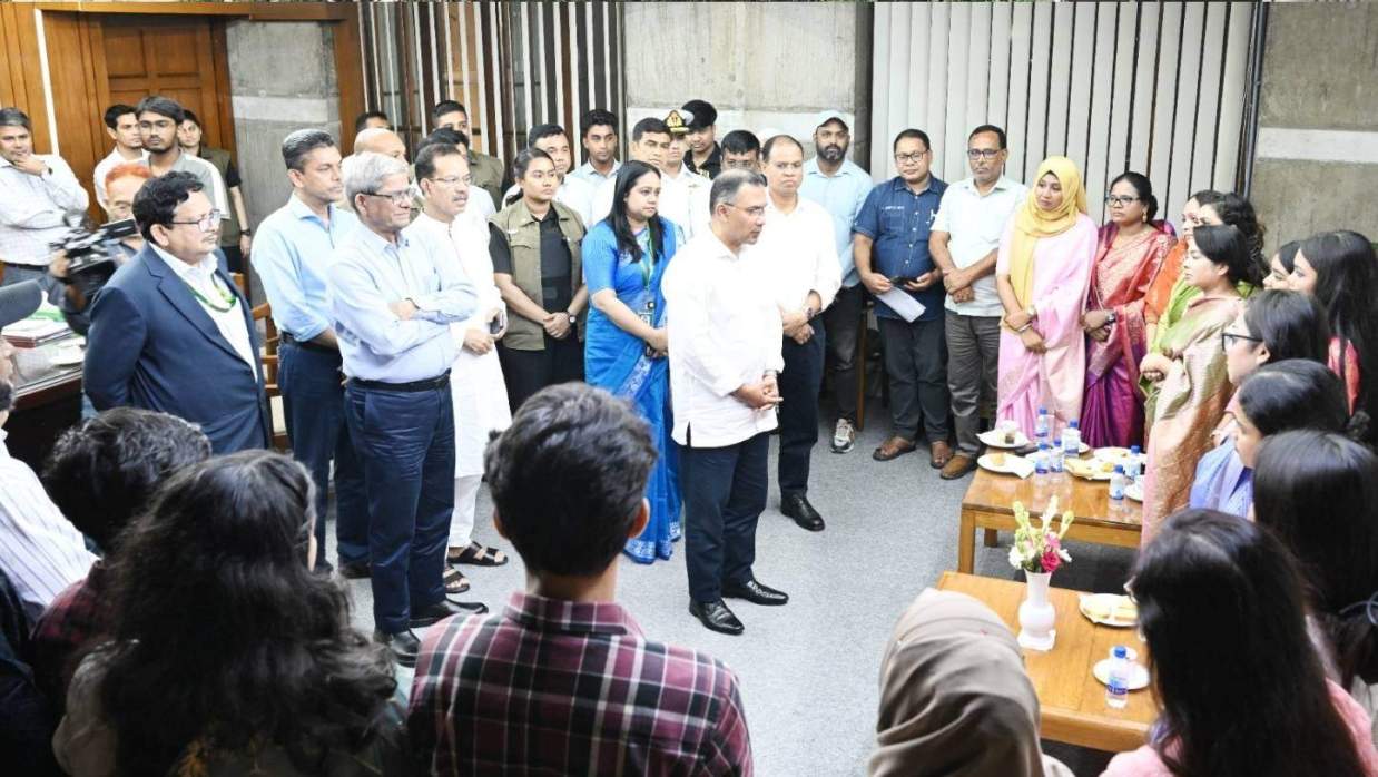  মানবাধিকার সংগঠন ‘মায়ের ডাকে’র গুম ও খুনের শিকার ভুক্তভোগী পরিবারের সদস্যরা