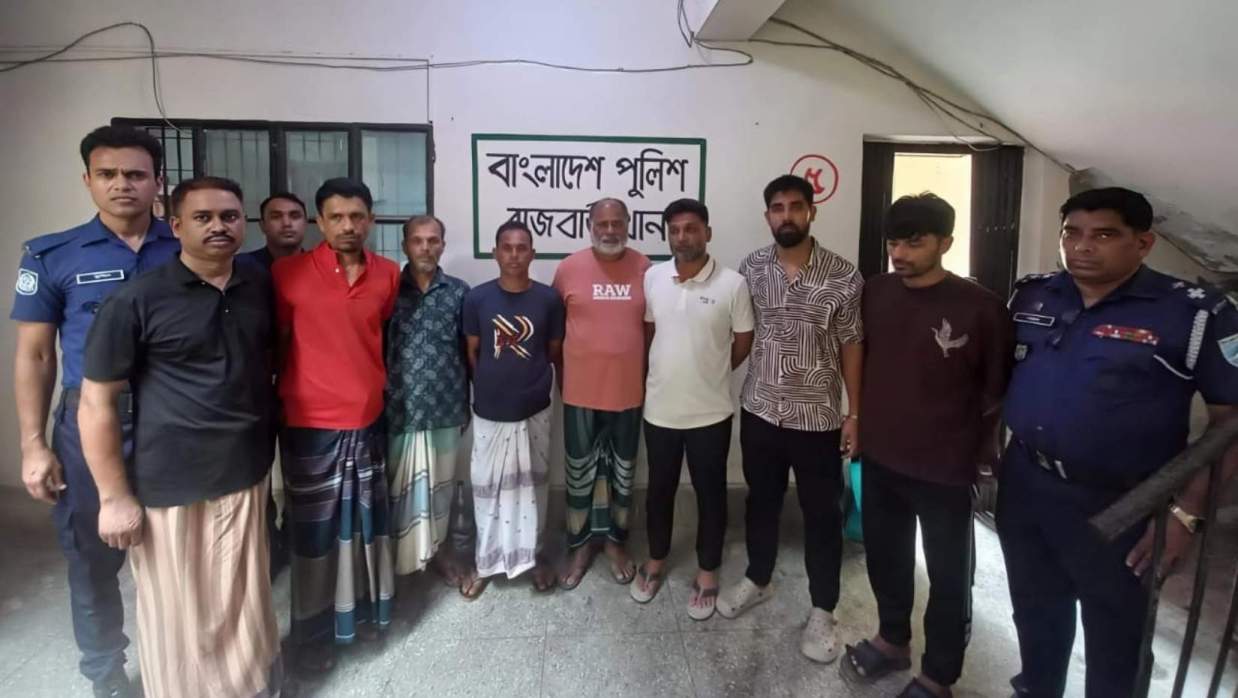 রাজবাড়ীতে নিষিদ্ধ সংগঠন ছাত্রলীগ, আওয়ামী লীগ, যুবলীগের ৮ জন গ্রেপ্তার
