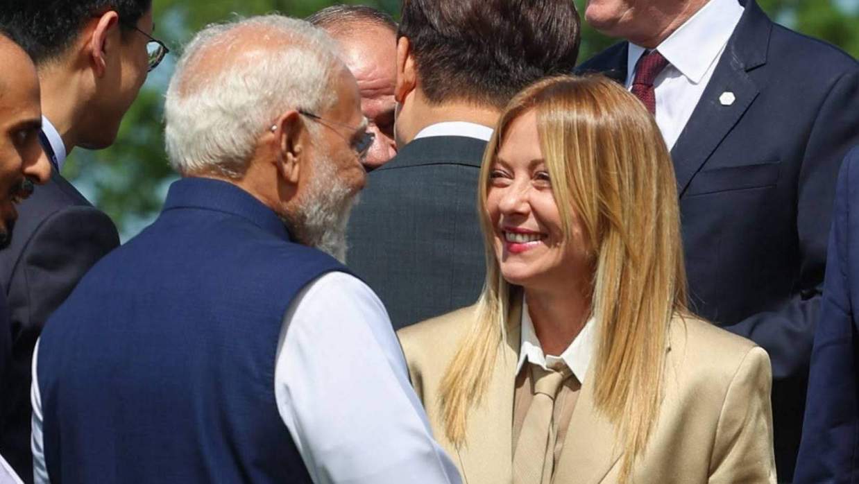 ভারতের প্রধানমন্ত্রী নরেন্দ্র মোদীর সঙ্গে ইতালির প্রধানমন্ত্রী জর্জিয়া মেলোনি