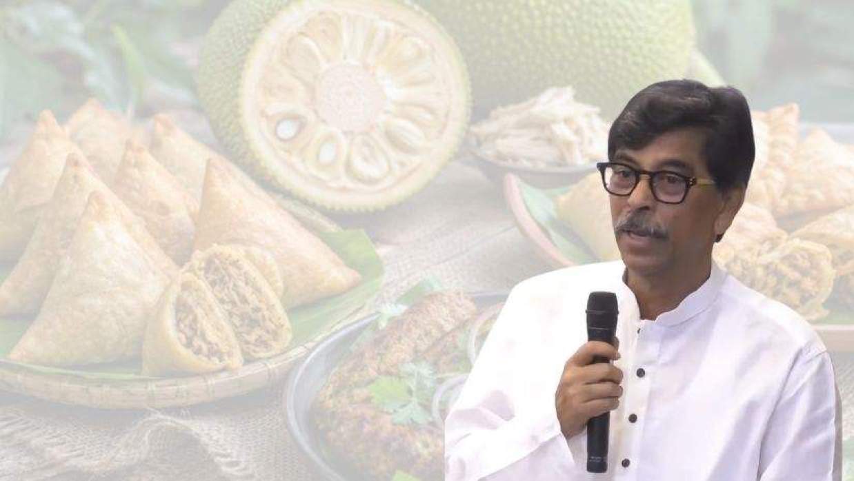 কৃষি এবং মৎস্য ও প্রাণিসম্পদ মন্ত্রী মোহাম্মদ আমিন উর রশিদ