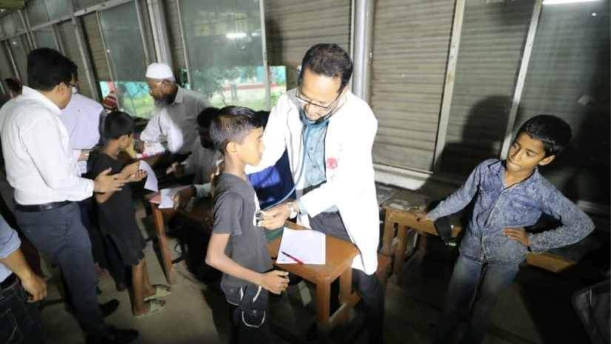 ডা. জুবাইদার জন্মদিনে কোরআনের হাফেজ ও পথশিশুদের স্বাস্থ্যসেবা