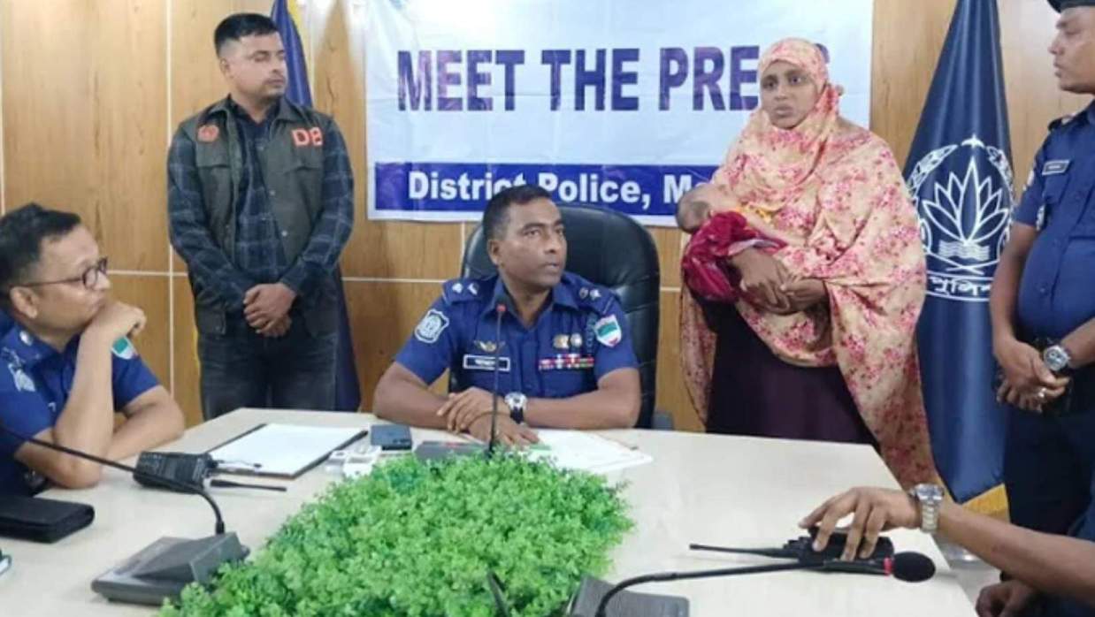 পুলিশের সহায়তায় উদ্ধার