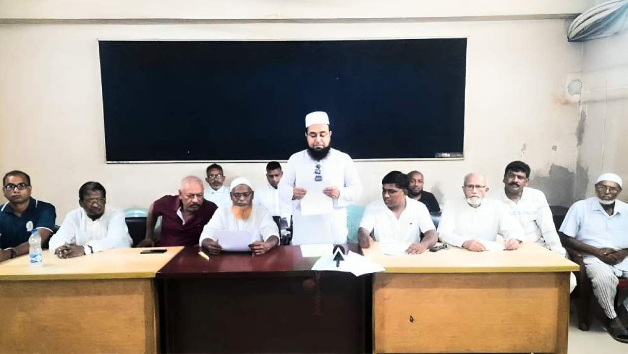 যশোরে জাতীয় পার্টির আহ্বায়কসহ শীর্ষ নেতাদের গণপদত্যাগ