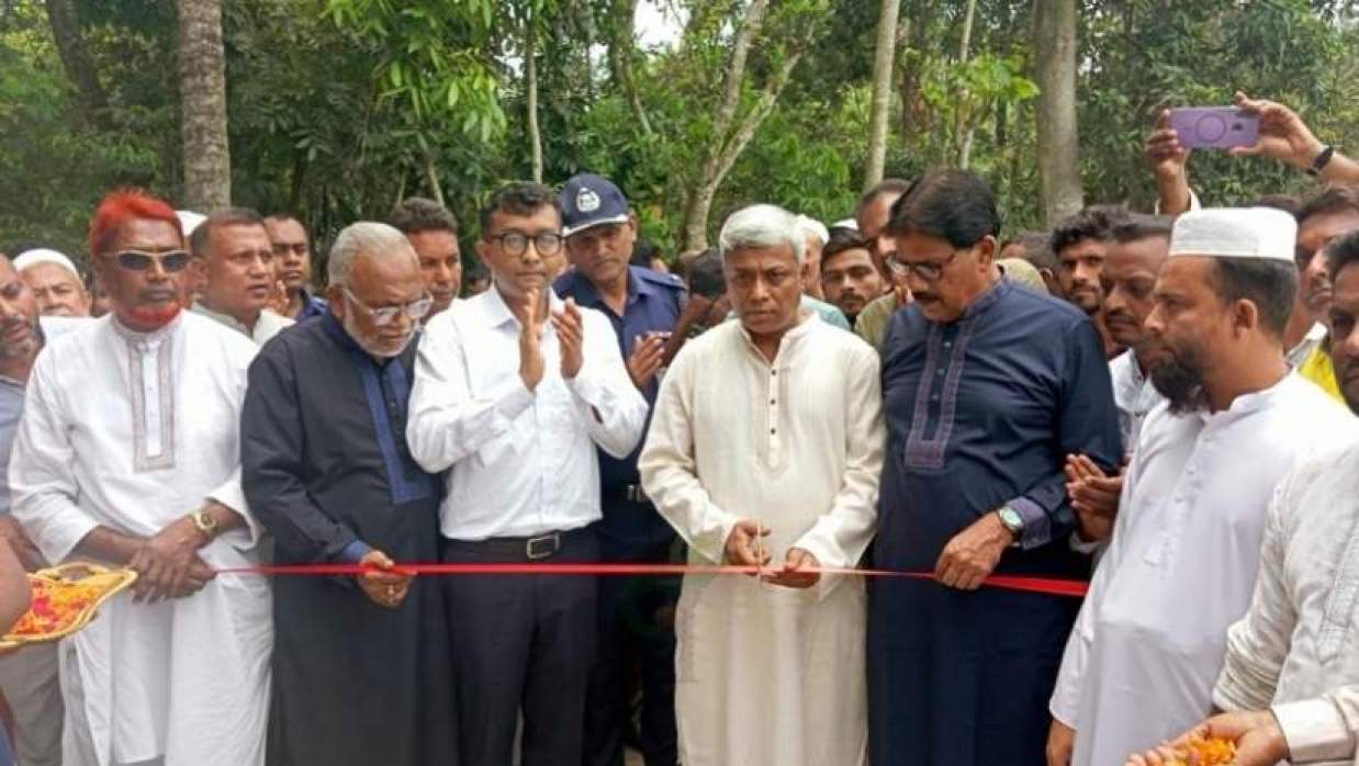 বিদ্যুৎ, জ্বালানি ও খনিজ সম্পদ প্রতিমন্ত্রী অনিন্দ্য ইসলাম অমিত