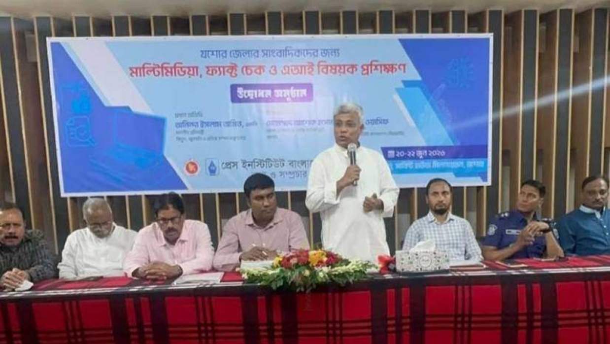 প্রশিক্ষণ কর্মশালার উদ্বোধনী অনুষ্ঠানে বক্তব্য দিচ্ছেন প্রতিমন্ত্রী অনিন্দ্য ইসলাম অমিত