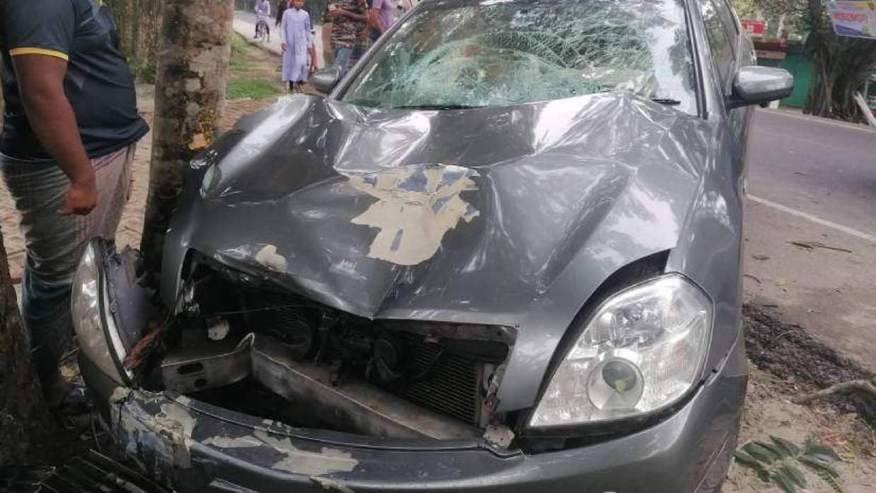 ঘাতক প্রাইভেটকার