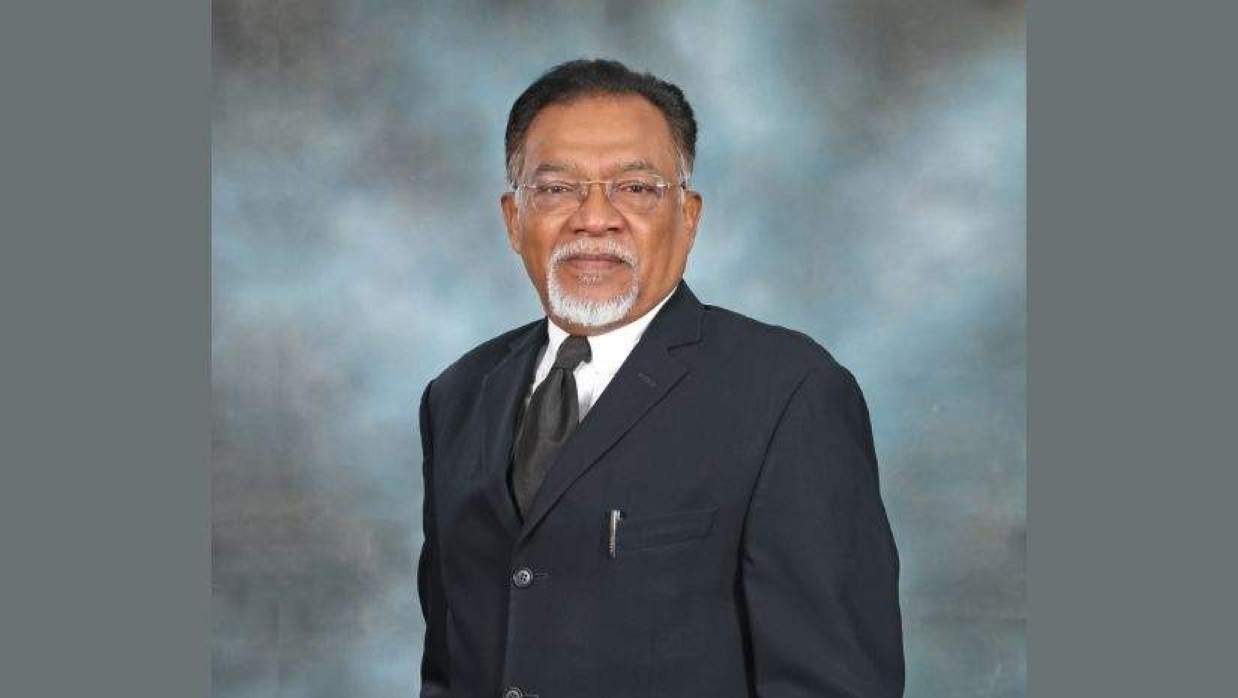প্রধানমন্ত্রীর জনপ্রশাসন মন্ত্রণালয় বিষয়ক উপদেষ্টা মো. ইসমাইল জবিউল্লাহ