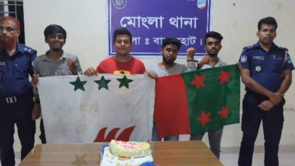 আটক চারজন