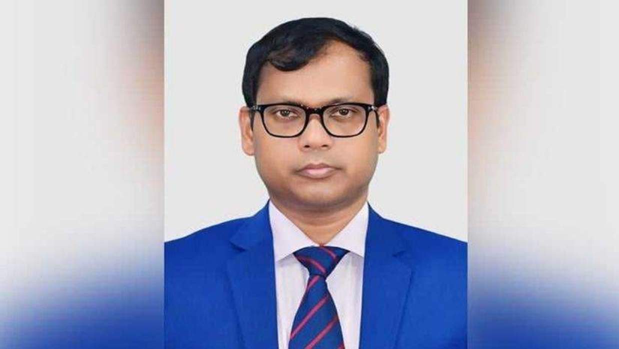 মাজারের অর্থ নিয়ে ডিসি সারওয়ারের কল রেকর্ড ভাইরাল