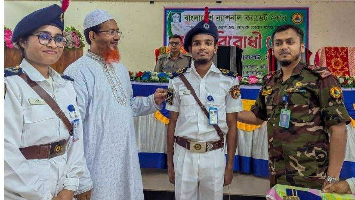 নতুন ক্যাডেট আন্ডার অফিসার (সিইউও) মুহিবুল্লাহ নোমান