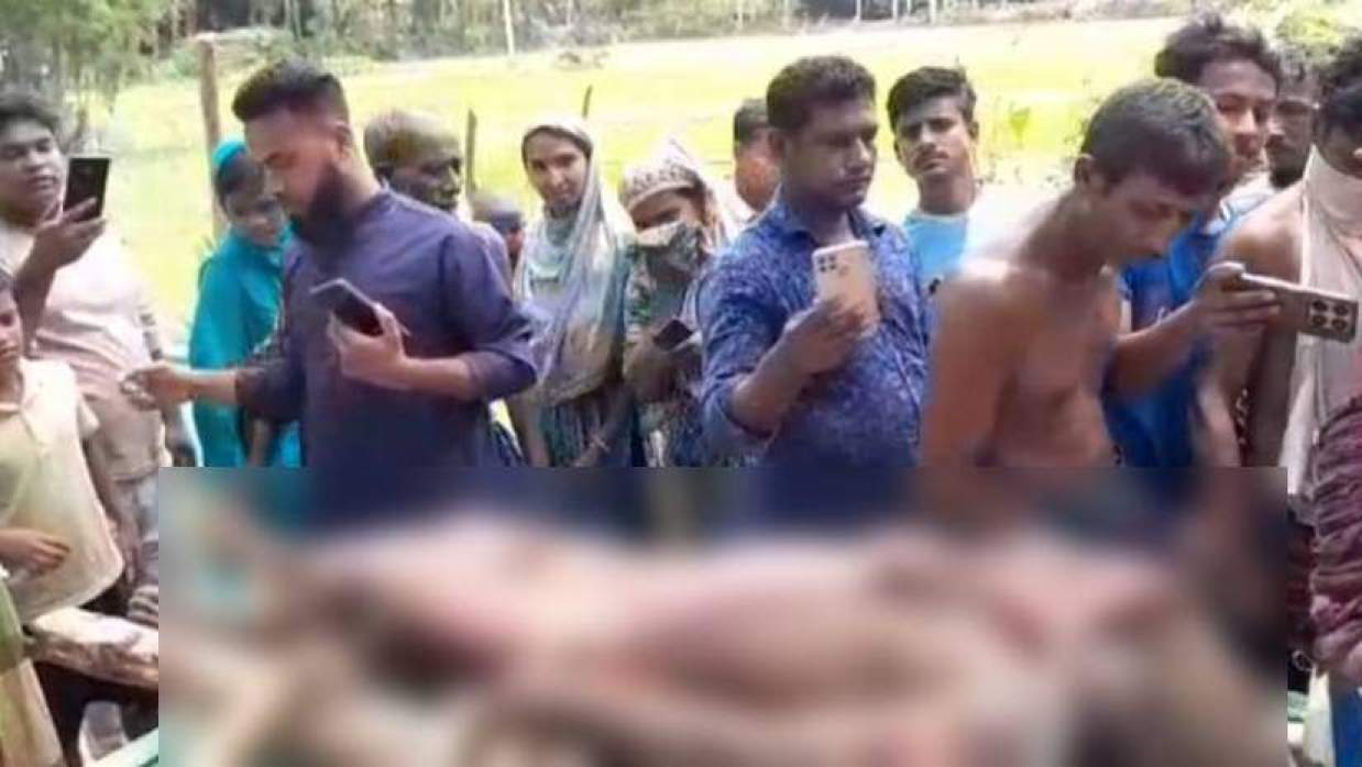 জয়নাল আবদীনের মরদেহ দেখতে স্থানীয় লোকজনের ভিড়