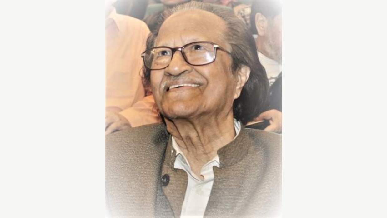 চিত্রশিল্পী ও নির্মাতা মুস্তাফা মনোয়ার