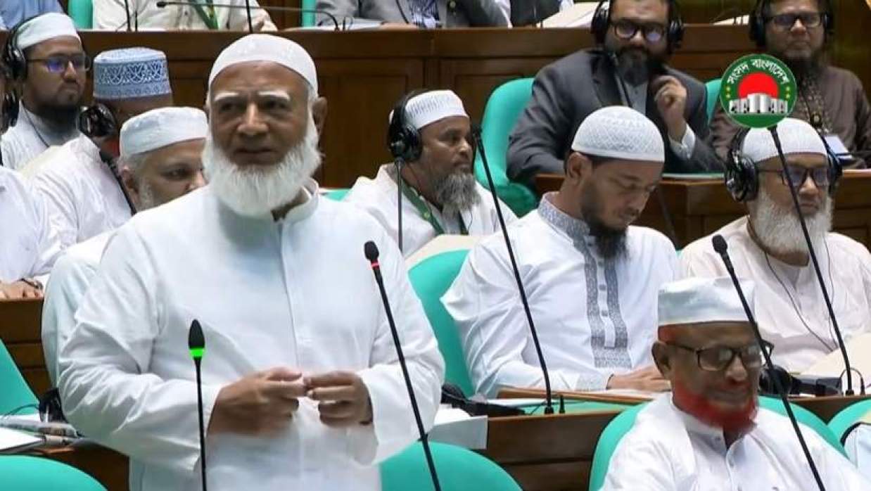 বিরোধীদলীয় নেতা ও জামায়াতে ইসলামীর আমির ডা. শফিকুর রহমান