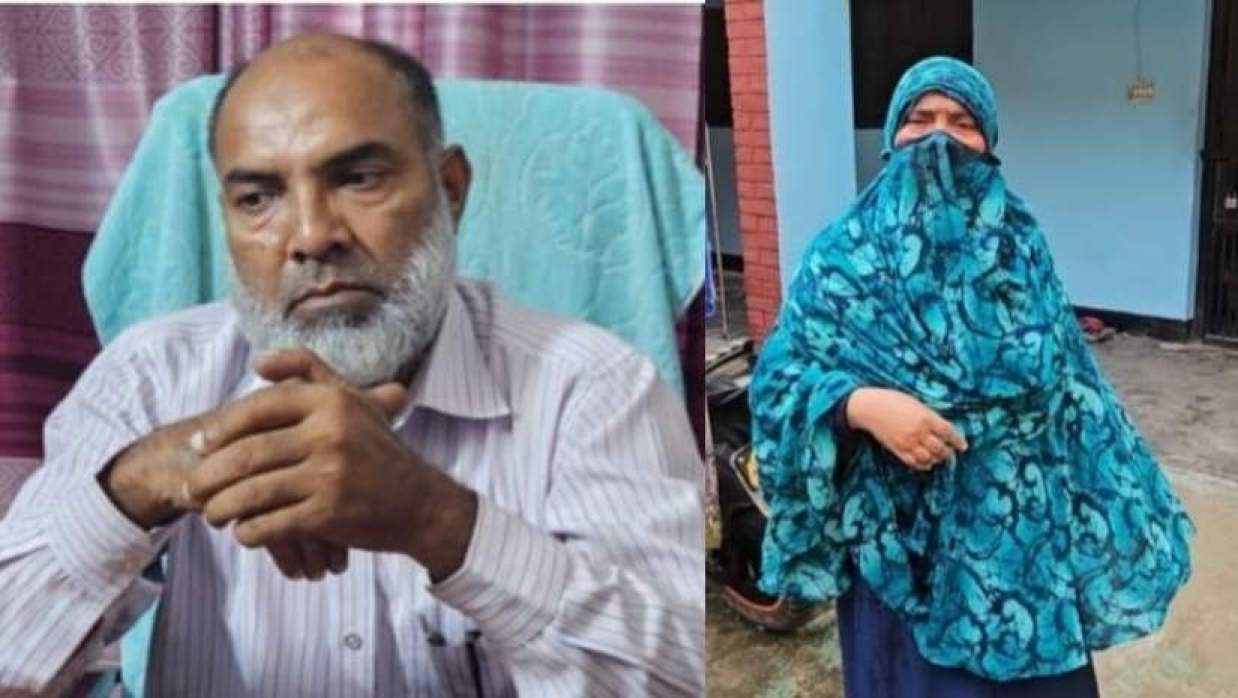 বামে প্রধান শিক্ষক রোস্তম আলী মণ্ডল