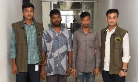 প্রধানমন্ত্রীর লাল টেলিফোনের তার চুরি, চোরাই তারসহ ২ জন গ্রেফতার