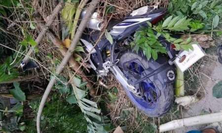 মোটরসাইকেল চালাচ্ছিল স্কুলছাত্র, দুর্ঘটনায় গেল প্রাণ