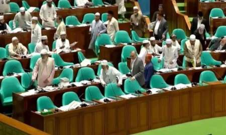 তিন কারণে সংসদ অধিবেশন থেকে বিরোধী দলের ওয়াকআউট 