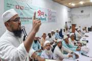 সরকার দৃশ্যমান পদক্ষেপ না নেওয়ার মাধ্যমে আ.লীগের পুনর্বাসনে…