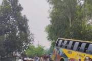 সকালেই সড়কে ঝড়ল ৩ প্রাণ