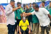দুধ দিয়ে গোসল করে ‘পবিত্র’ হলেন ব্রাজিল সমর্থক, গেলেন সৌদিতে