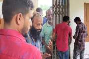 পটুয়াখালীতে ইউপি কার্যালয়ে তালা, উদ্যোক্তাকে মারধরের অভিযোগ