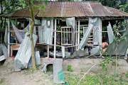 কিশোরকে পানিতে চুবিয়ে হত্যার ঘটনায় অভিযুক্তদের বাড়িতে হামলা…