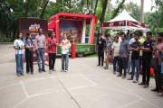 নগদের বিশ্বকাপ উৎসব, ঢাবি-ঢাকা কলেজে তরুণদের স্বতঃস্ফূর্ত অ…